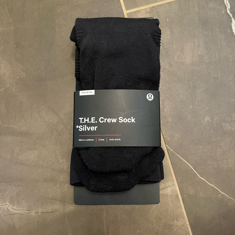 NWT men’s lululemon socks